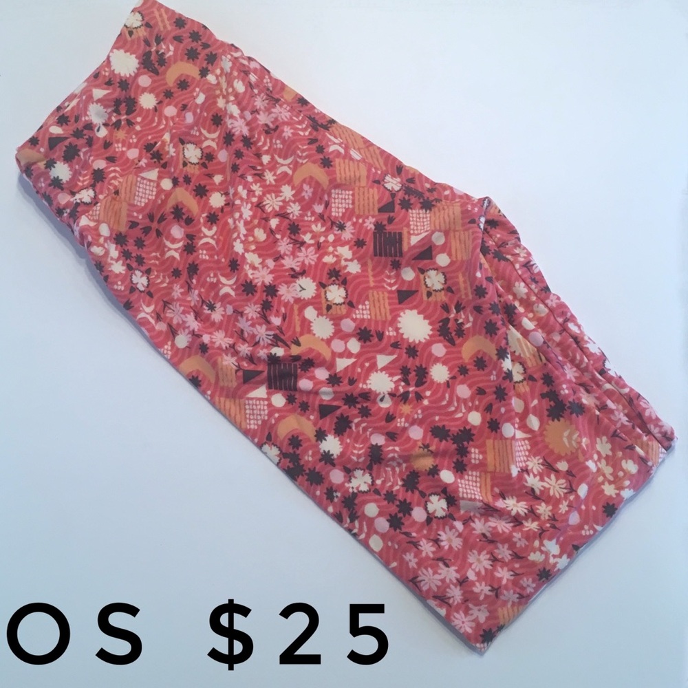 NWT OS leggings